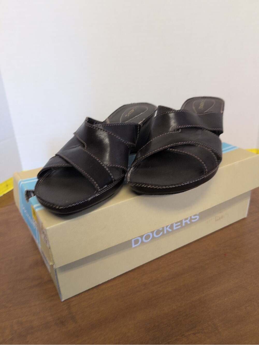 Women's Dockers Dkoriannek Brown Leather Sandals, 9M